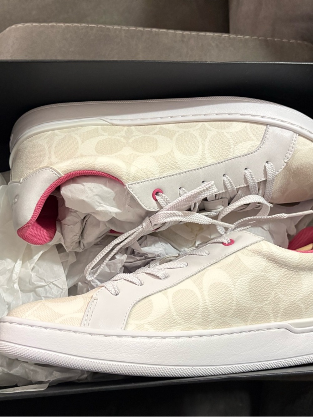 Coach White and Pink Signature Low-Top Sneakers